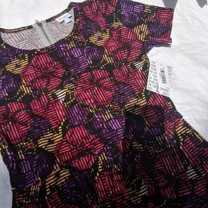 BNWT LuLaRoe Amelia with Flowers